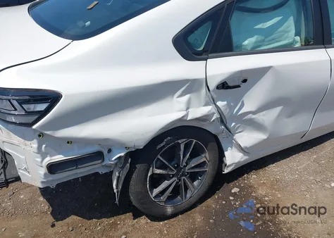 2024 Kia Forte Lxs из США, поврежденный, VIN 3KPF24ADXRE696092